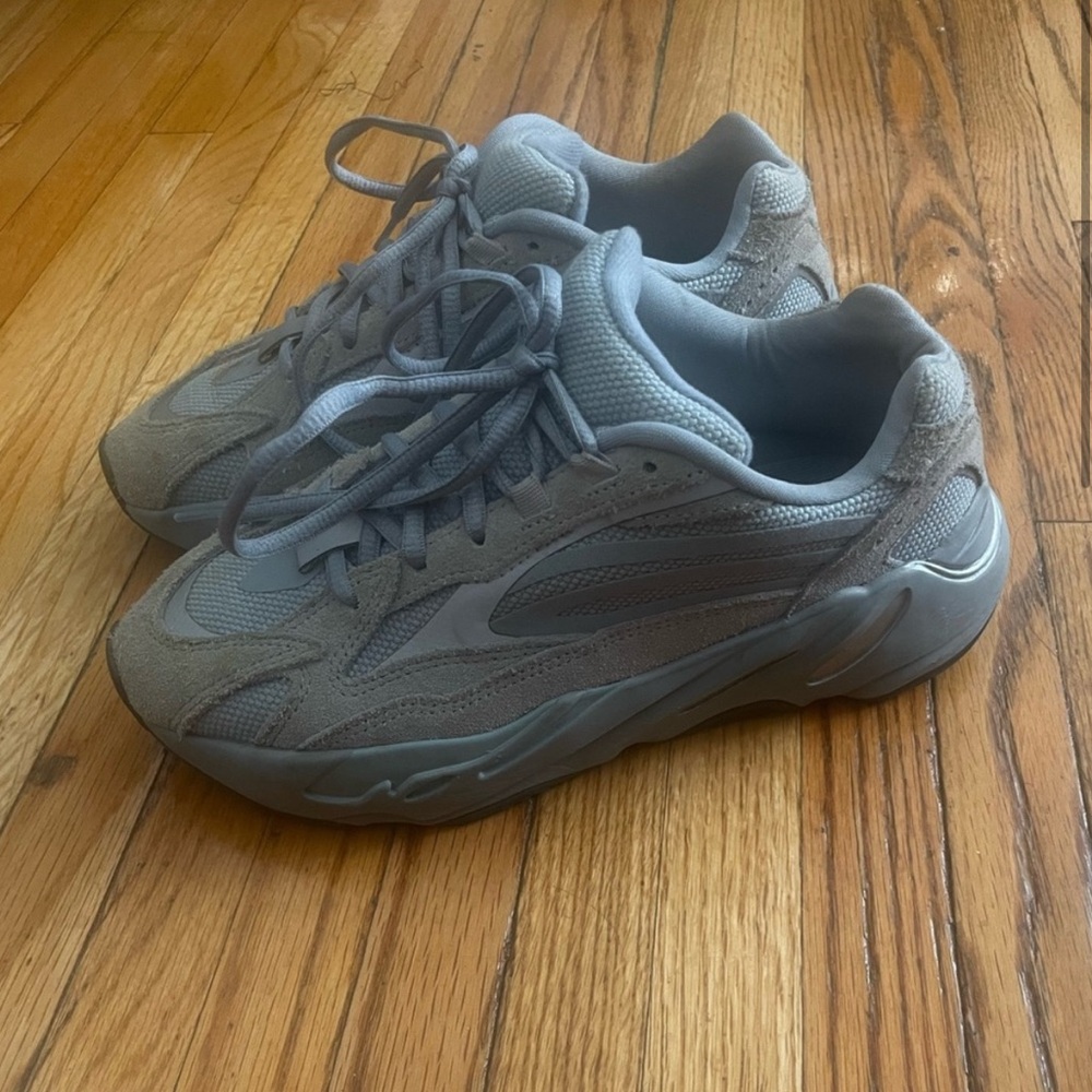 Adidas Yeezy Hospital Blue Sneakers with Cushioned Midsole and Mesh Upper